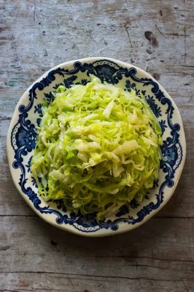 Cabbage salad with cream