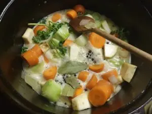 Braising liquid for rabbit fricassee