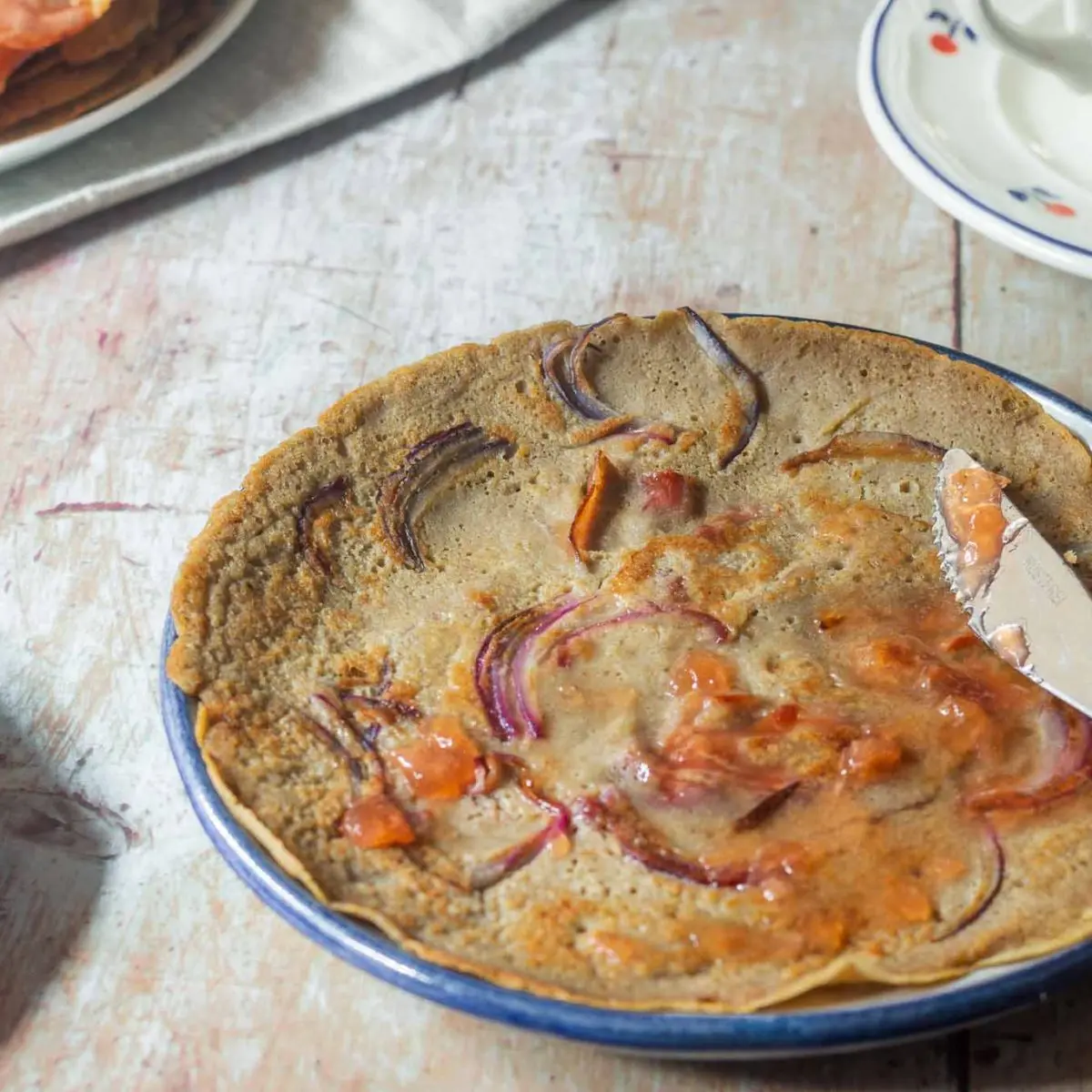 Buckwheat Pancakes with Apple Jelly ('Rötsch mit Apfelkraut')