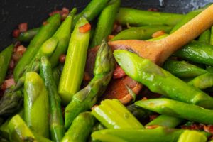 Stir-fried asparagus