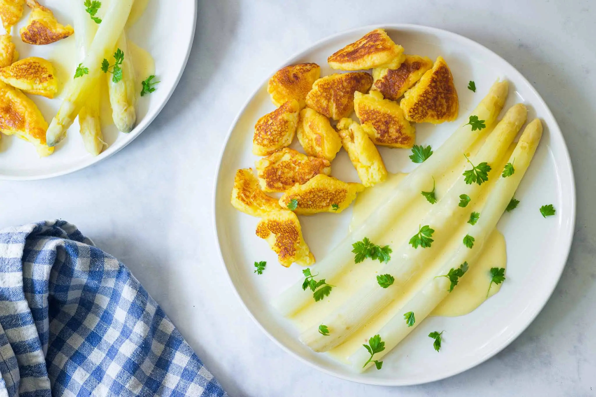 White Asparagus with Cream Sauce