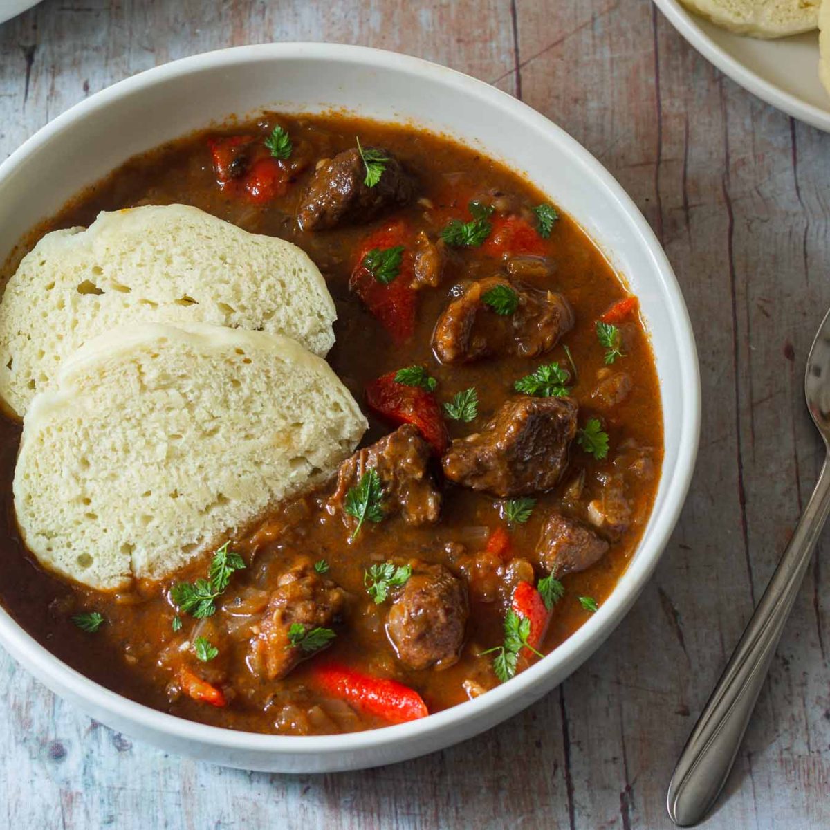 German Goulash with Red Bell Pepper ('Gulasch mit Paprika')