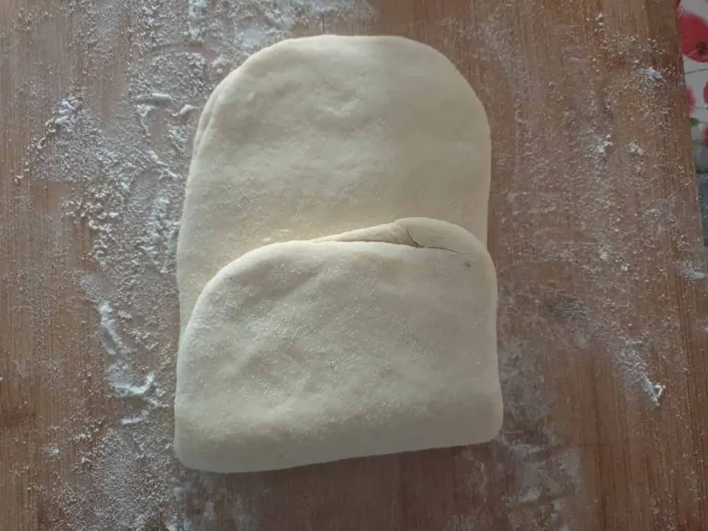 Folding the dough inwards