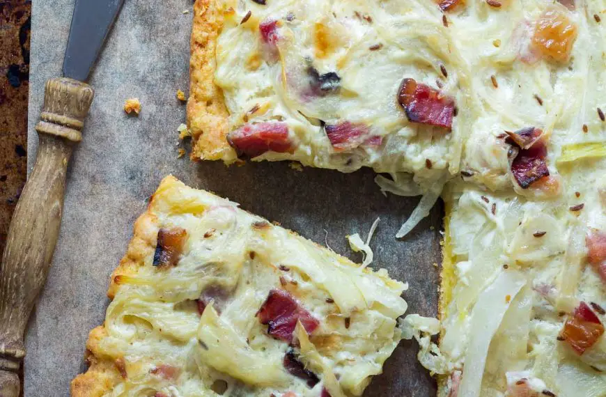 German onion cake
