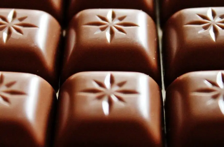 Chocolate bar