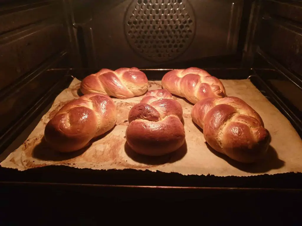 Bread rolls during baking