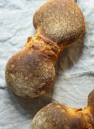 Swiss Sourdough Bread Rolls (Bürli)