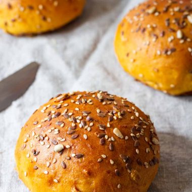 Carrot Bread Rolls