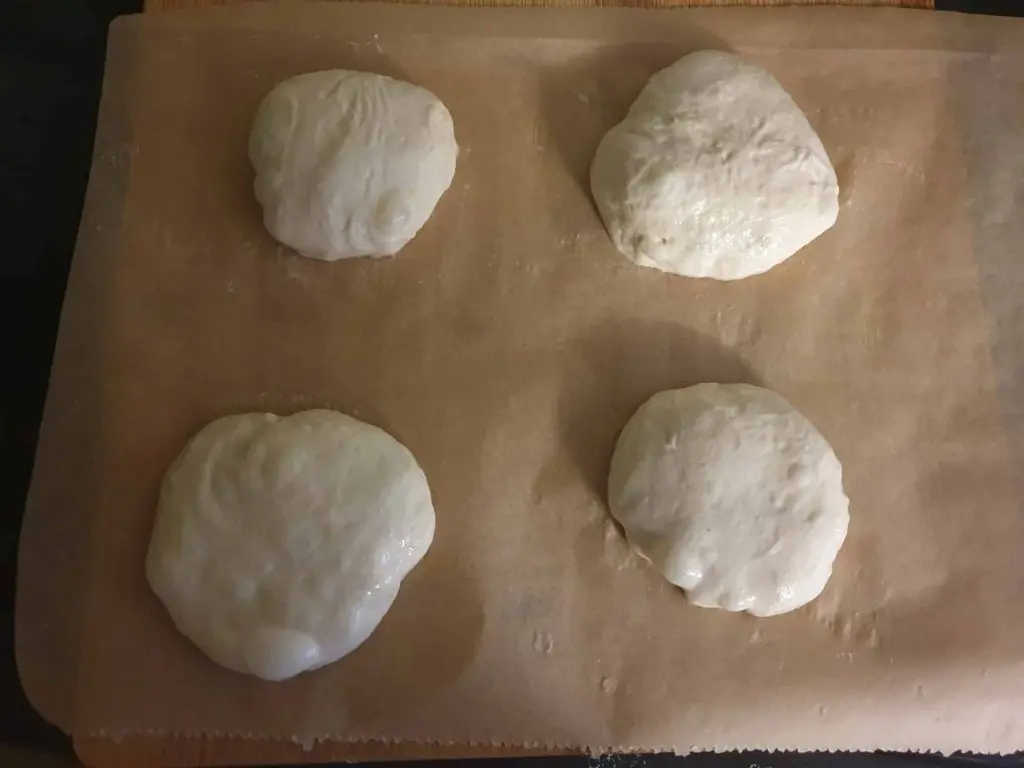 Knauzen before baking