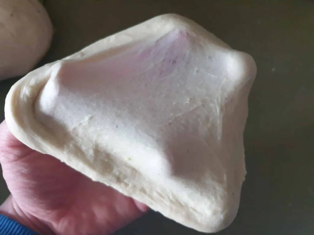 Fully kneaded dough that passes the windowpane test