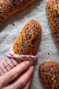 Spelt and Emmer Breadsticks (Dinkel-Emmer-Seelen')