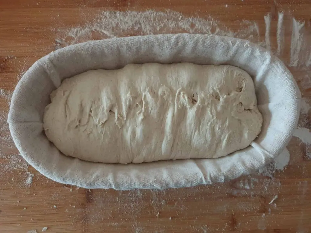 Proofing the Swabian country bread
