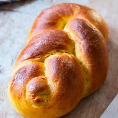 Gewürzzopf Brötchen (Spiced Braided Bread Rolls)