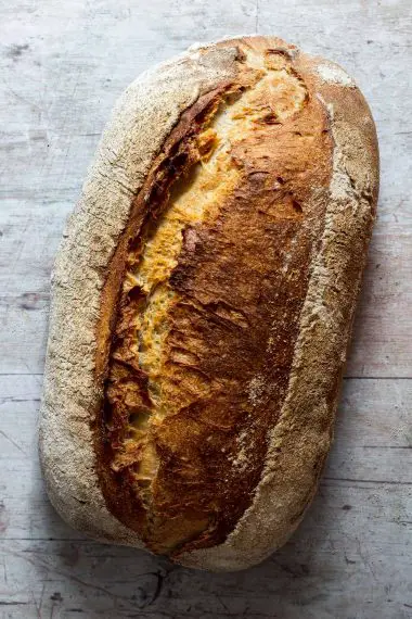 Swabian country bread (Schwäbisches Krustenbrot)