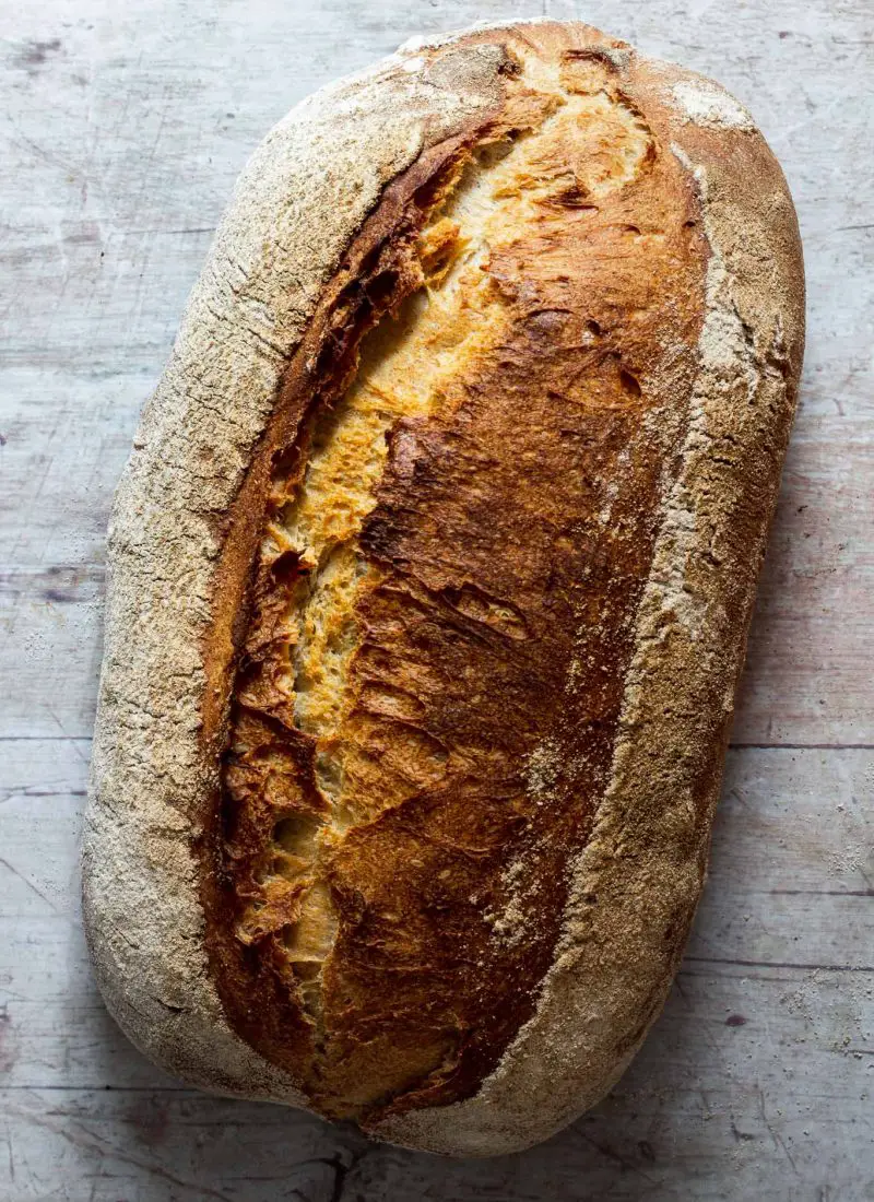 Swabian country bread (Schwäbisches Krustenbrot)