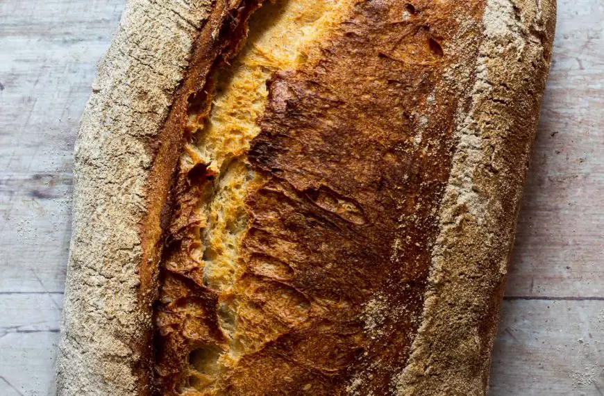 Swabian country bread (Schwäbisches Krustenbrot)